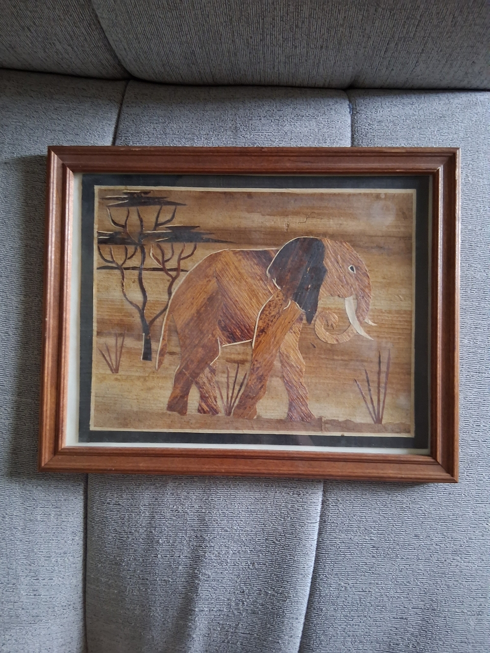 Vtg Handcrafted Banana Leaf Marquetry Elephant Wall Art in Wooden Frame 14x11in